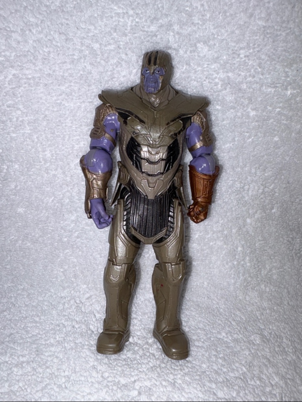 Marvel Avengers Endgame Titan Hero Thanos 6-inch Action Figure